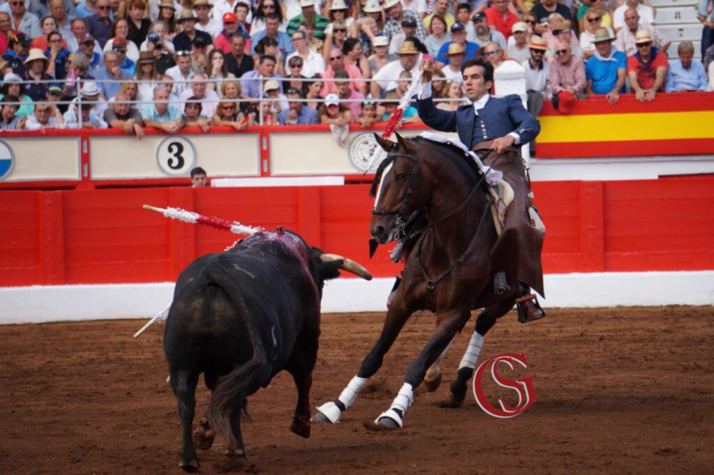 Sergio Galán corta la primera oreja de la Feria de Santiago