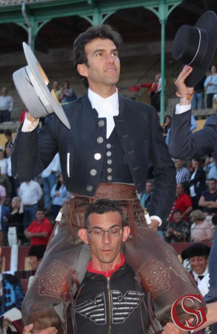 A hombros en Talavera